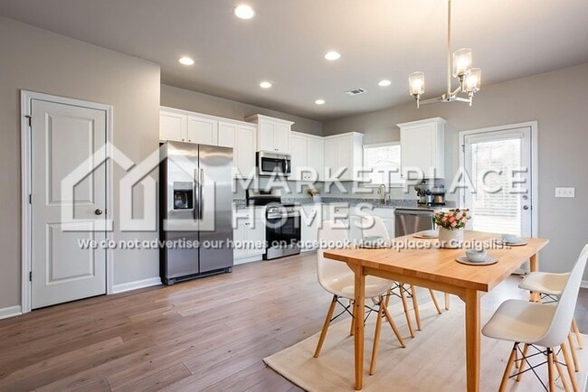 Photo - 226 W L Miller Dr