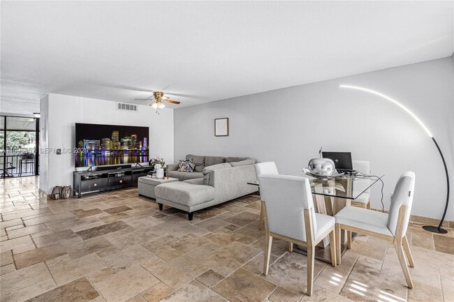 Photo - 1424 NW 113th Way