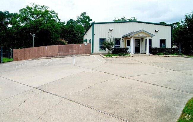 Building Photo - 10430 FM 1097 Rental