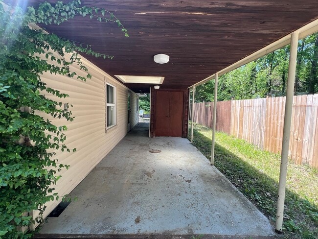 Photo - SPACIOUS HOME IN TRAVERSE CITY LOCATED NEAR NMC & EAST BAY