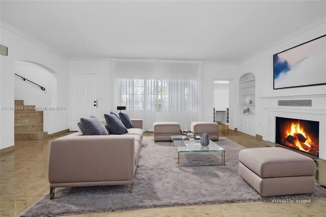 Photo - 1000 89th St