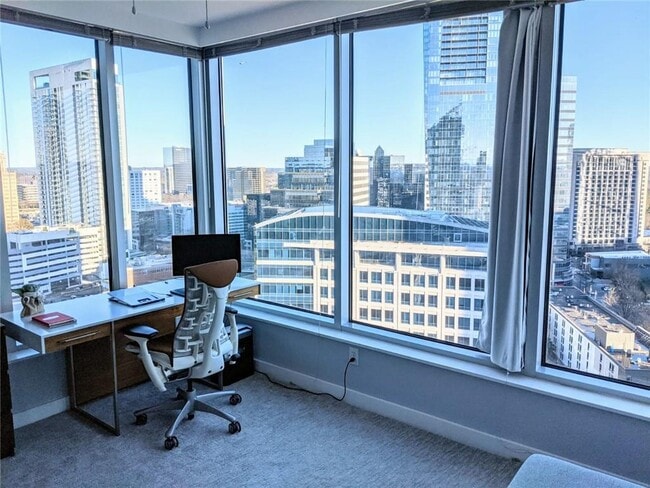 Building Photo - 3338 Peachtree Rd NE Unit 2505 Rental