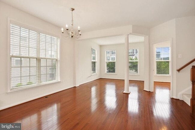 Photo - 42714 Ogilvie Sq Townhome