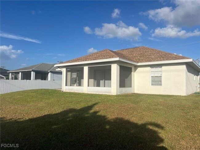 Photo - 2504 Floyd Ave S