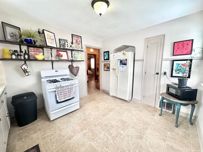 Photo - 2630 N 67th St Unidad 2630A