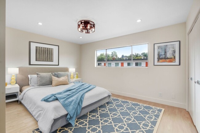 Photo - 1443 N Ave 47 Unit 11