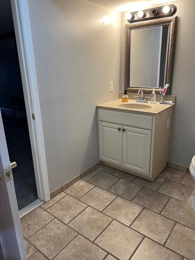 Photo - 103 Dresner Cir