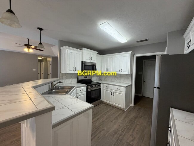 Photo - 113 Corbin Cir