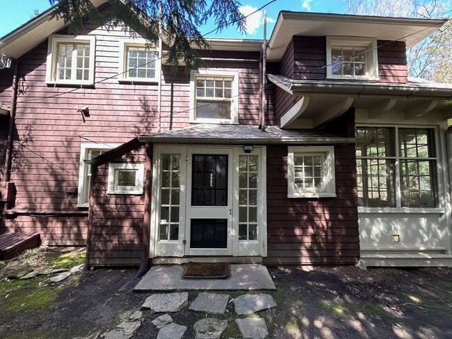 Photo - North AVL -  Renovated Arts & Crafts Cottage