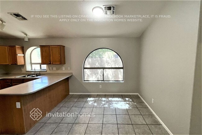 Photo - 16030 W Diamond St