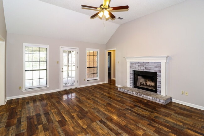 Photo - 3780 Westridge Cove