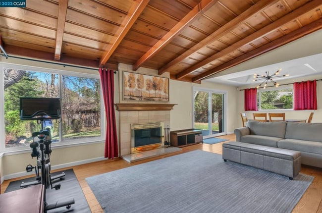 Photo - 1296 Rudgear Rd