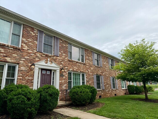 Brandon Ladd Apartments & Townhomes