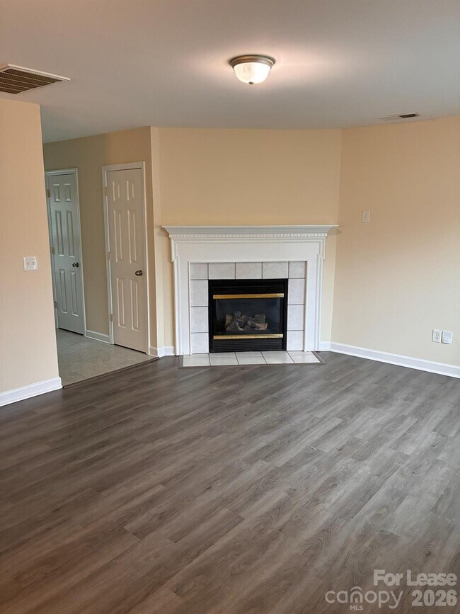 Photo - 10440 Wilson Glen Dr