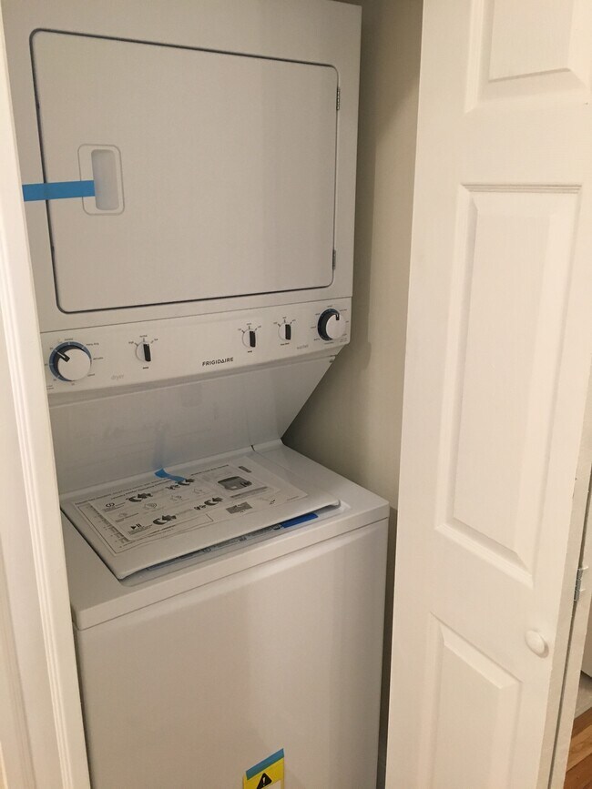 Photo - 399 Broadway Unidad 48