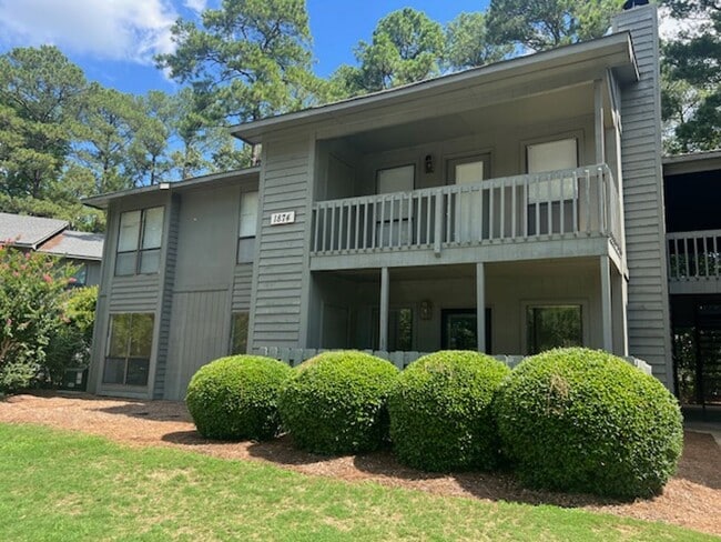 Photo - 1874 Tryon Dr House