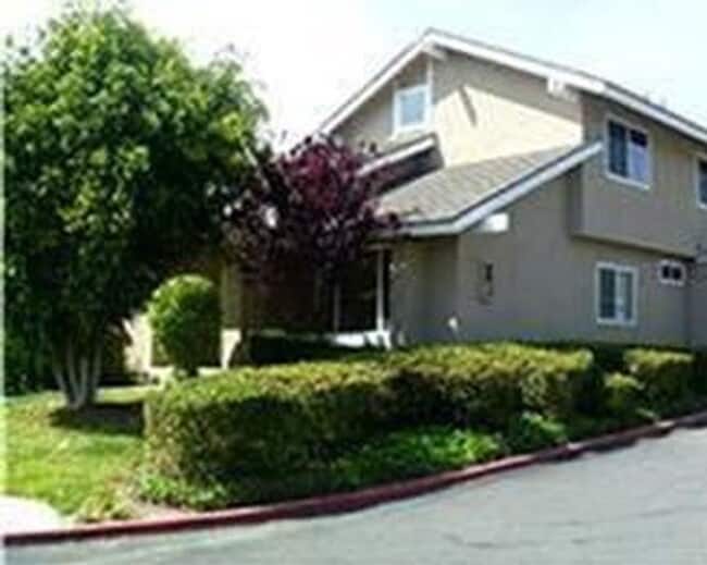 Photo - Welcome home to this 2 story end unit 3 bedroom 2 bath located in the heart of Irvine
