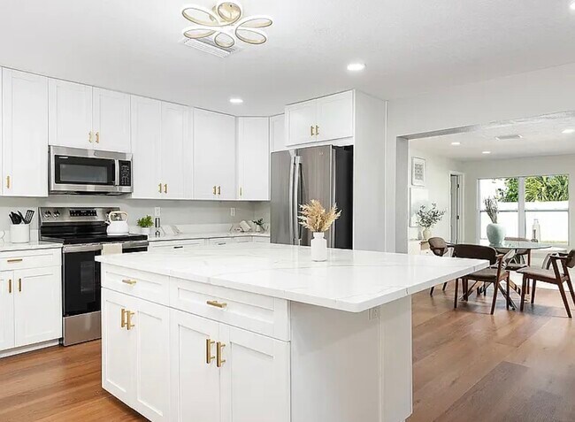 Photo - 4335 10th Ave S