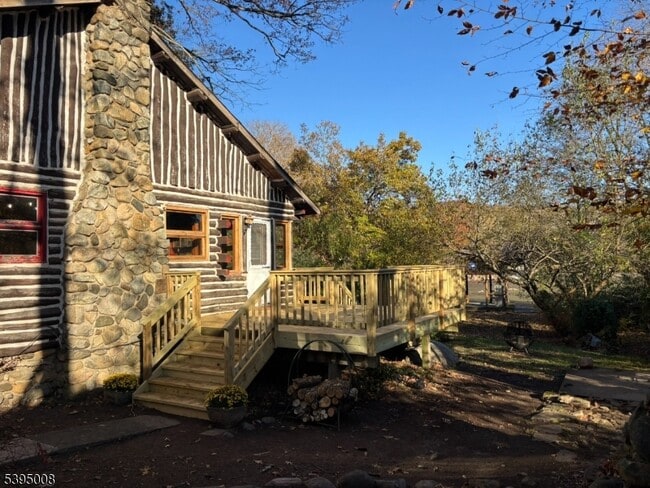 Photo - 251 Cupsaw Dr