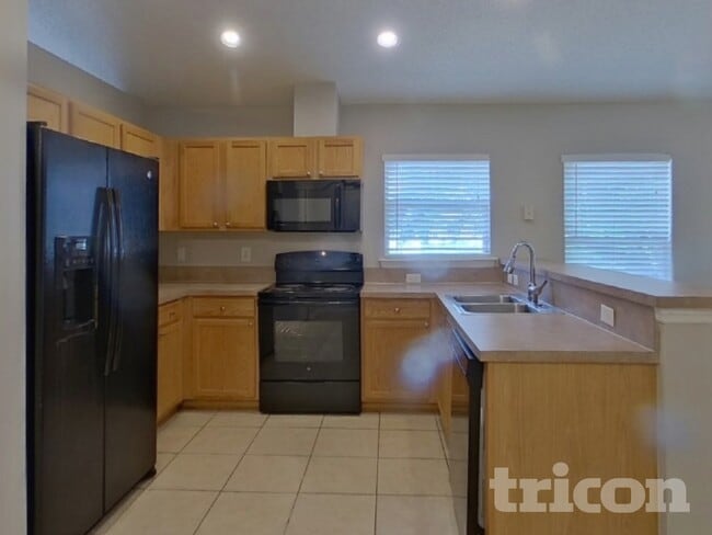 Photo - 1104 Cherry Point Way