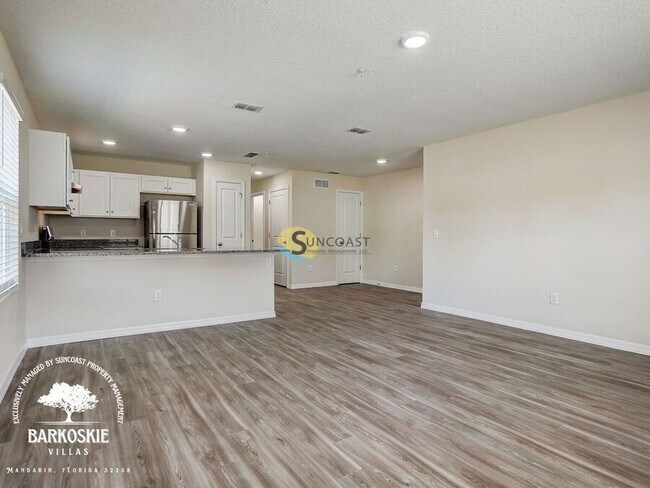 Photo - 11486 Oakfield Ct