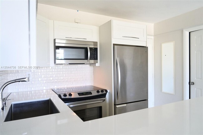 Photo - 3000 N Ocean Blvd Unit 407