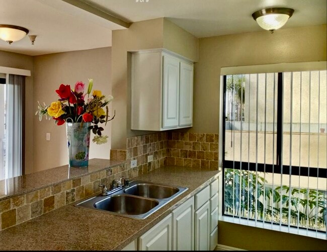 Photo - 3845 Vinton Ave Unidad 3845