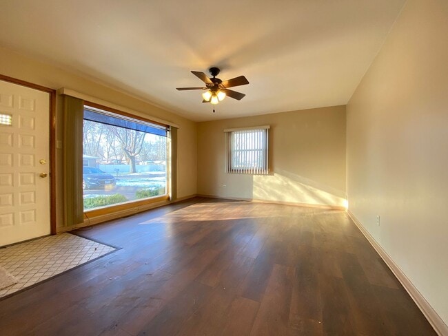 Photo - 3 Bedroom Home in Merrillville, IN