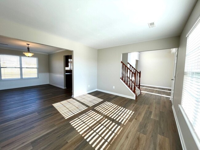 Photo - Renovated Polo Fields Home!