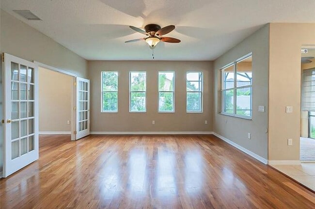 Photo - Spacious 3/2 with enclosed office and fence enclosed yard!