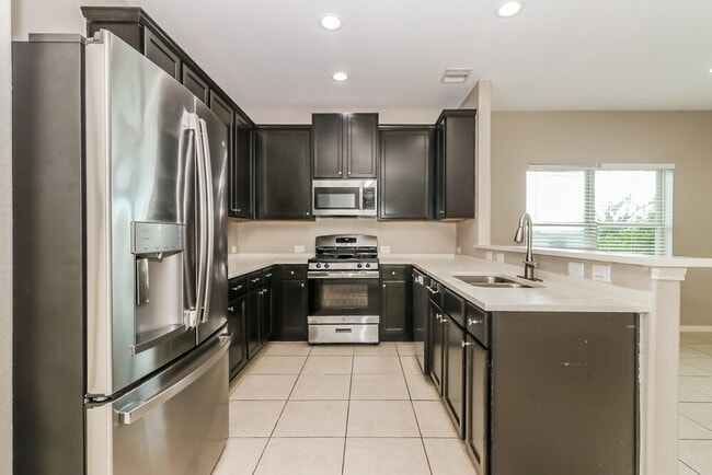 Photo - 339 Sea Breeze Dr