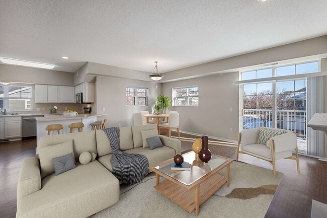 Photo - Lake Hazeltine Woods