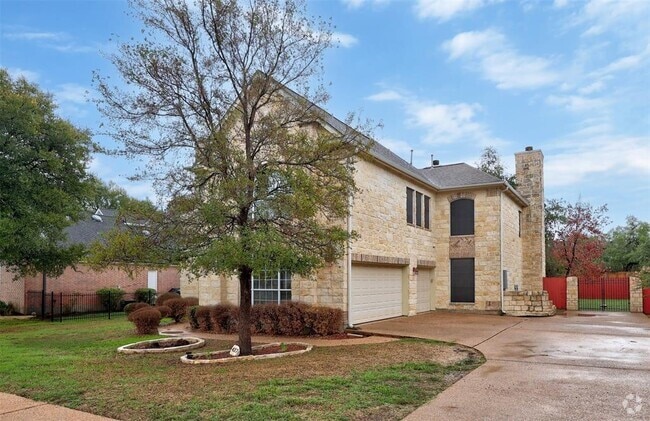 Building Photo - 437 Champions Dr Rental