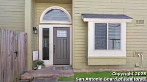 Photo - 9739 Wagon Train