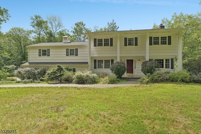 Building Photo - 247 Spencer Rd Rental