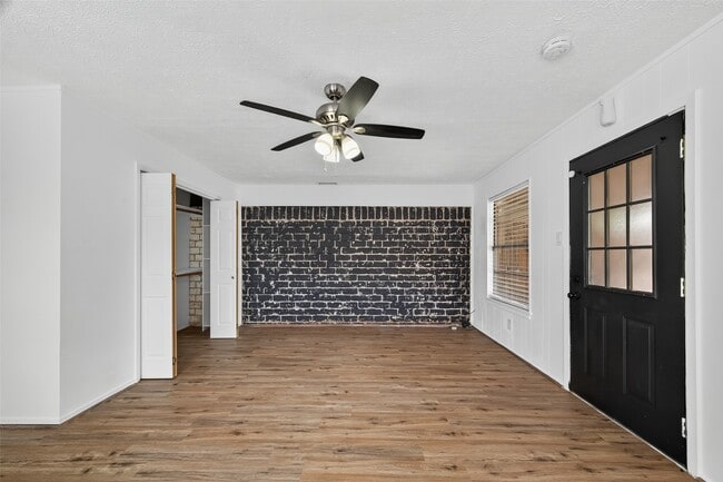 Photo - 9858 Sageaspen Ln House