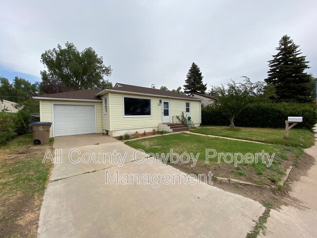 Building Photo - 1417 Spring Creek Dr Rental
