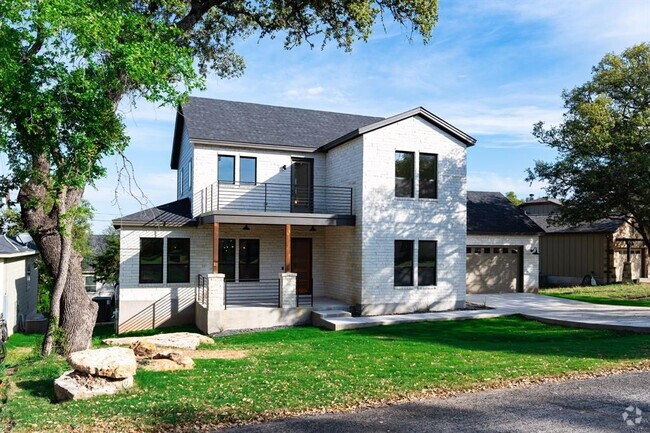 Building Photo - 132 Bedford Dr Rental