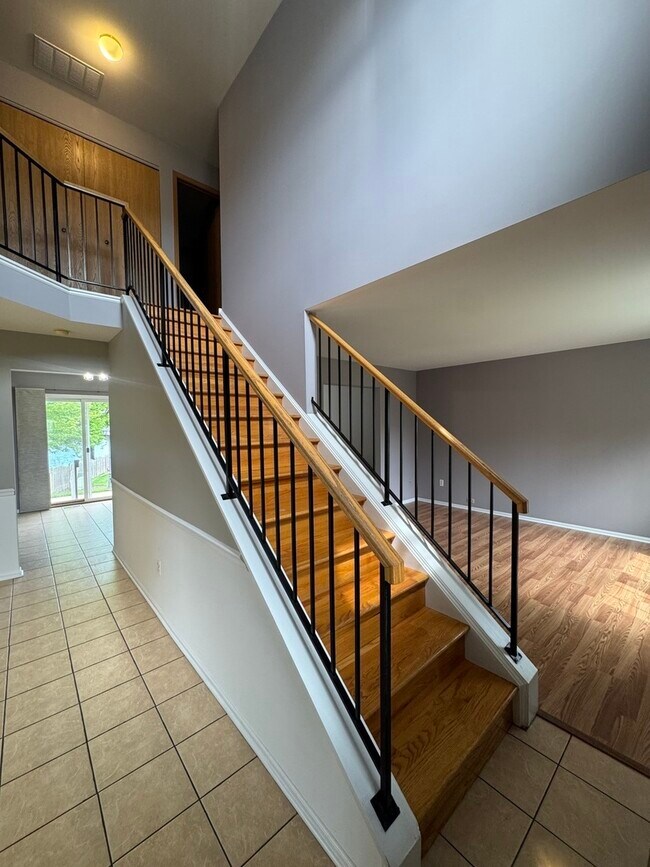 Photo - 1716 William Dr