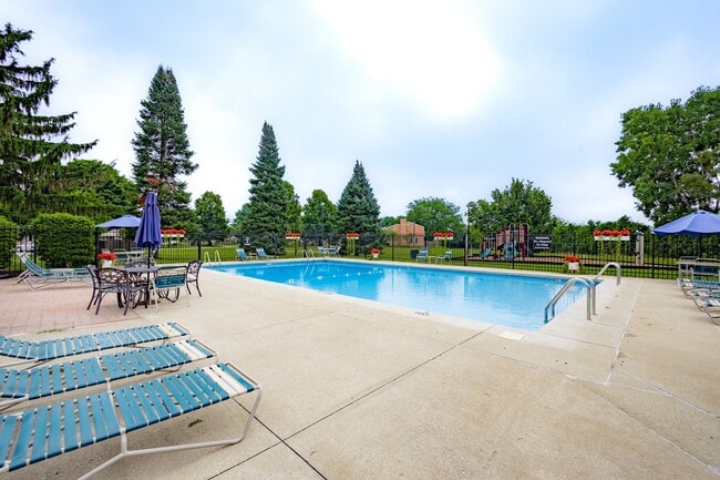 Swimming Pool at University Park Apartments