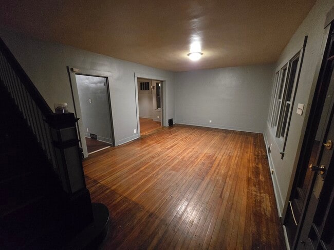 Photo - 727 Michigan Ave