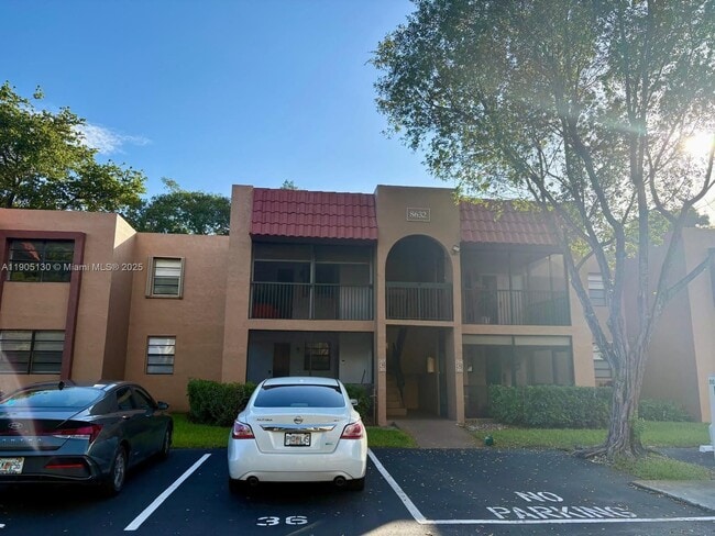 Building Photo - 8632 NW 34th Pl Unit C203