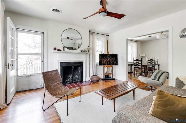 Photo - 1025 Taylor Ave Unit 2