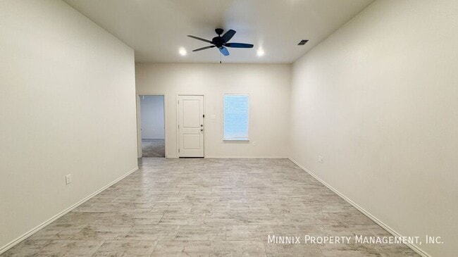 Photo - 1102 N 7th St