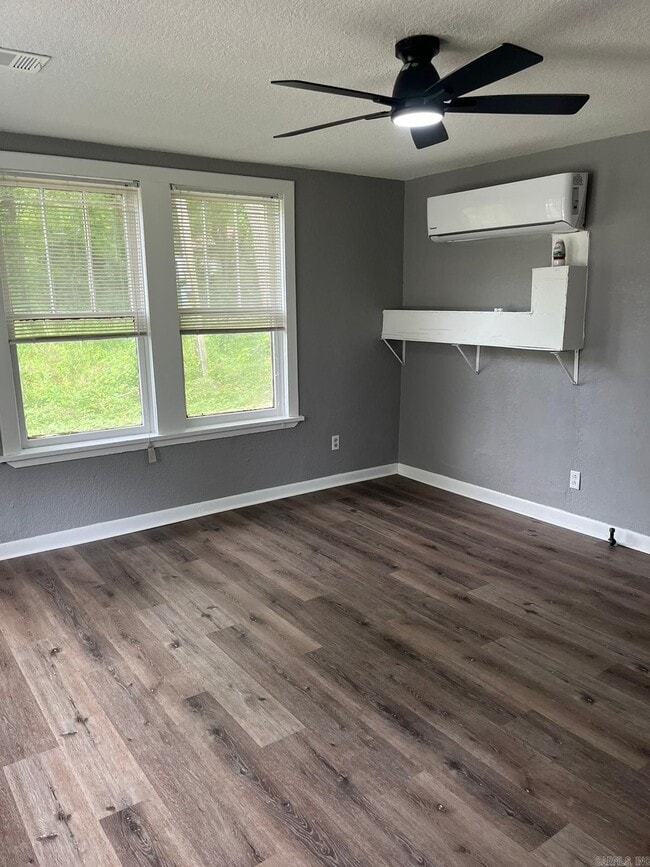 223 W Highland Ave