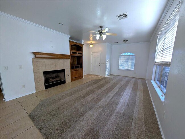 Photo - 643 Sisken Ct