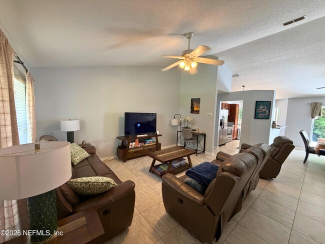 Photo - 152 Meadow Ave