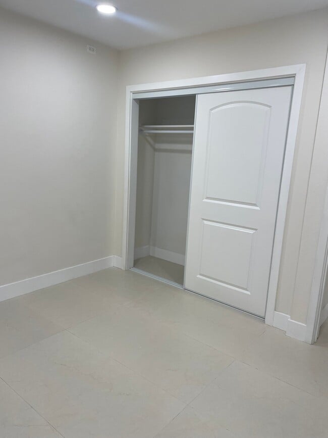 Photo - 3608 W Valencia Dr