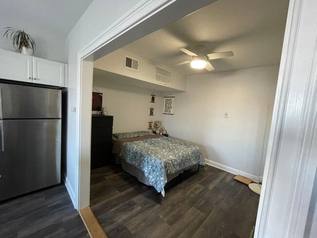 Photo - Amitville Flats