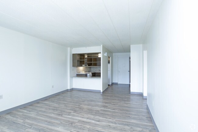 1BR Deluxe - Living Room